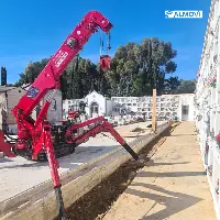 Mini Crane apoya la limpieza y reorganización de un cementerio en el Algarve